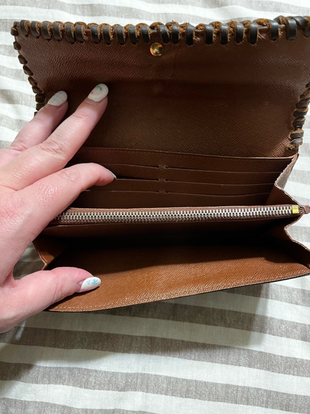 Louis Vuitton Monogram Braided Edge Wallet - 💯 guaranteed authentic! - Picture 5 of 13